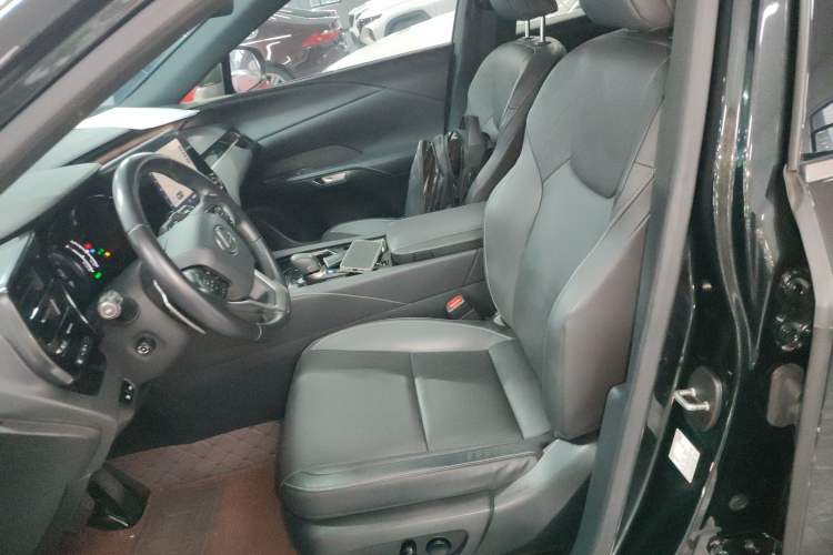 Used Lexus RX 2023 350h Two-Wheel Drive Enjoyment Version
