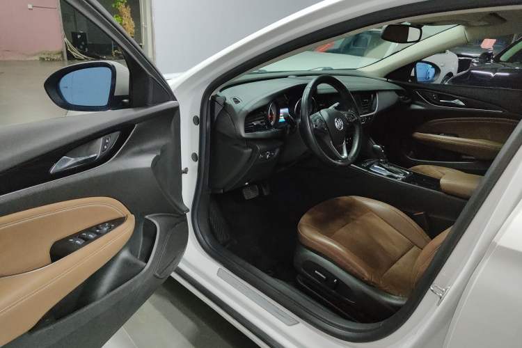 Used Buick Regal 2019 20T Luxury Model China VI Standard
