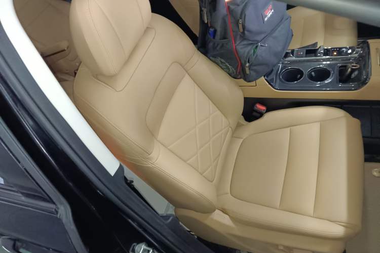 Used GAC Trumpchi E8 New Energy 2024 150km Dragon Roar Starry Night+