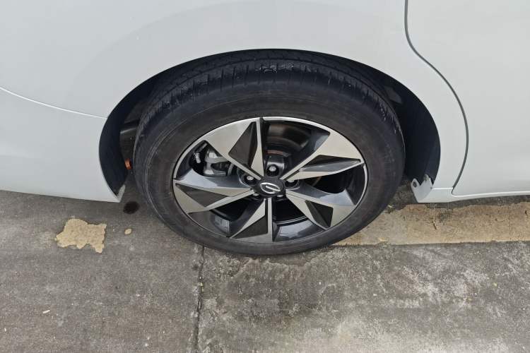 Used GAC Trumpchi M6 2021 PRO 270T Automatic Luxury Edition
