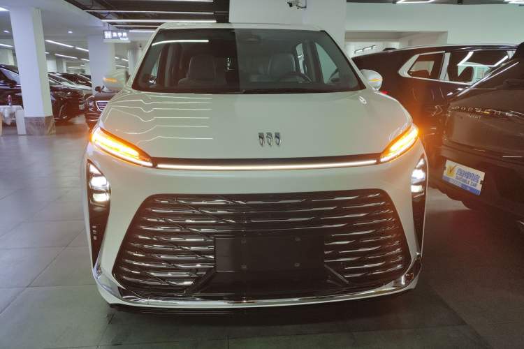 Used Buick GL8 2025 Lu Zun Deluxe Edition
