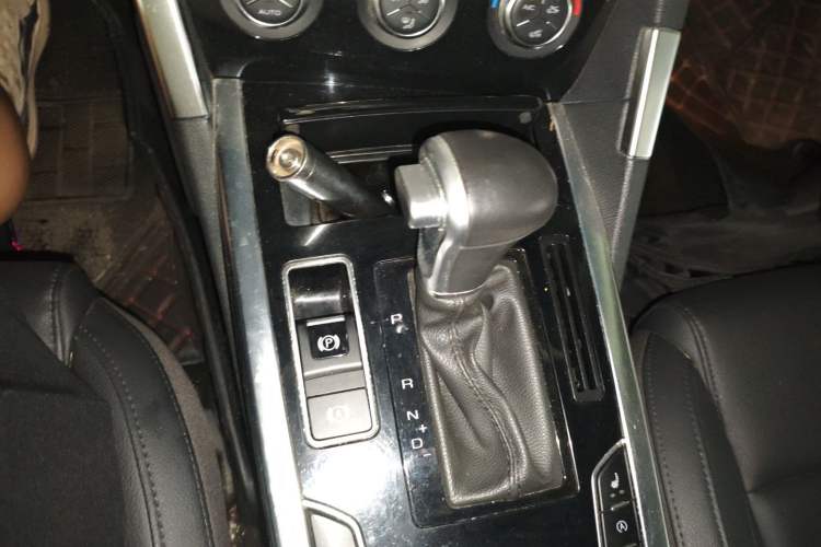 Used Haval H7 2017 Red-Label H7 2.0T Automatic Prestige Model
