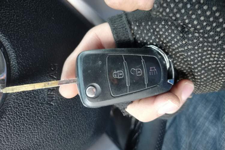 Used Great Wall Wingle 5 2017 2.0T European-spec Diesel Two-Wheel-Drive Entry-Level Big Double-Cab GW4D20D