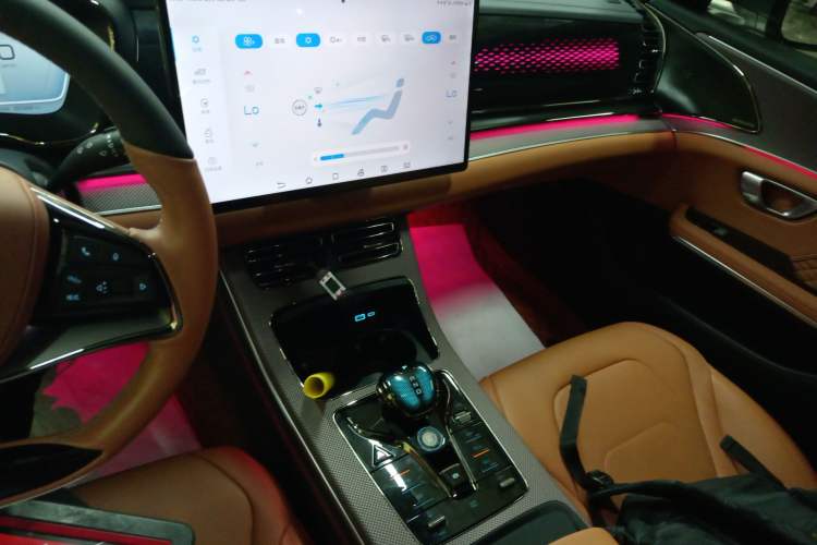 Used BYD Han 2022 DM-p 202km Four-Wheel Drive Flagship Model
