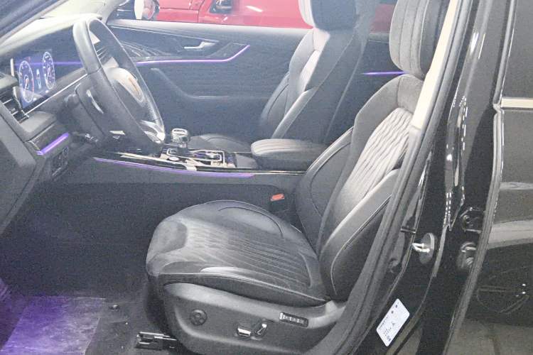 Used Hongqi HS5 2022 Restyled 2.0T Smart Connect Flagship All-Wheel-Drive Version
