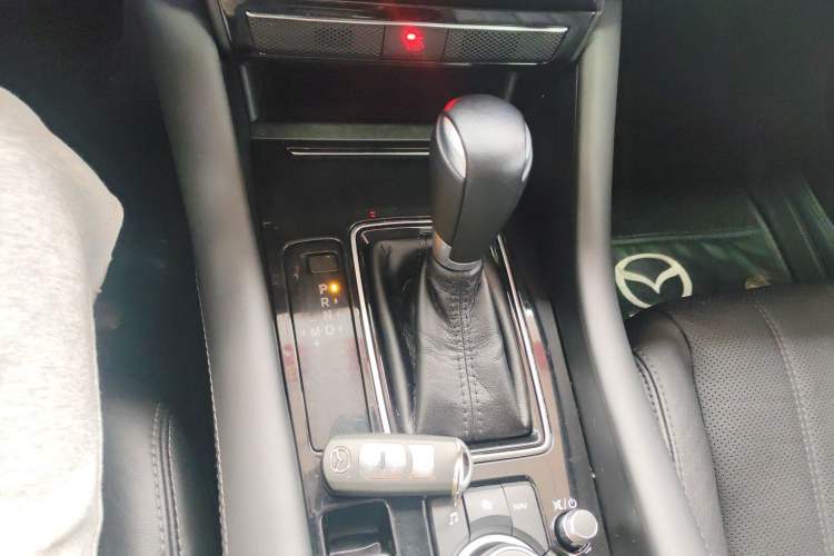 Used Mazda Atenza 2021 2.0L Blue Sky Luxury Edition