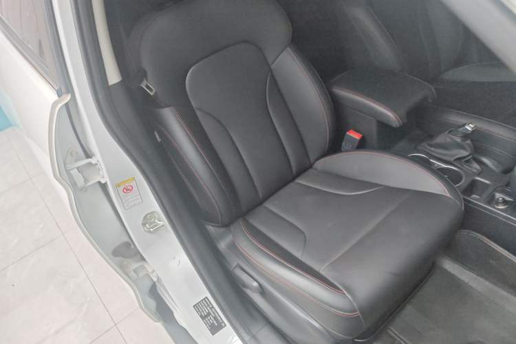 Used Haval M6 2018 Revised Version 1.5T DCT Two-Wheel Drive Elite Edition
