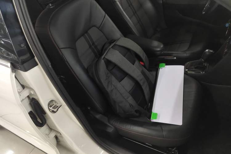 Used Volkswagen Jetta 2015 1.4TSI Automatic Sport Model