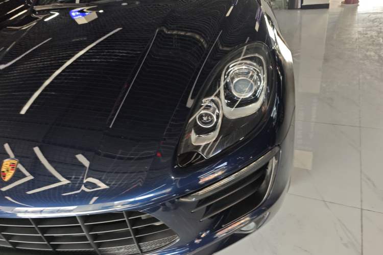 Used Porsche Macan 2017 Macan 2.0T
