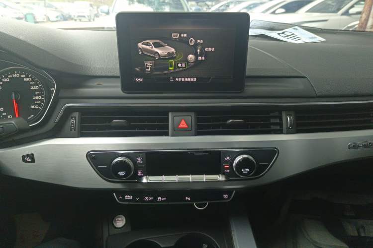 Used Audi A4L 2018 30th Anniversary Edition 45 TFSI quattro Individual Sport Edition
