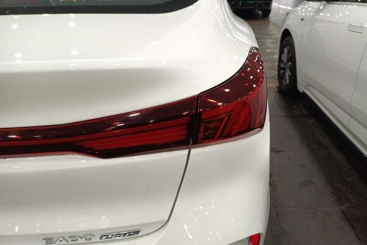 Used Changan Eado 2025 PLUS 1.4T Dual-Clutch High-Energy Version
