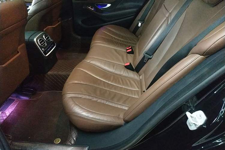 Used Mercedes-Benz S-Class 2014 S 320 L Business Model
