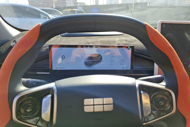 Used  E5 2024 530km Starship Edition
