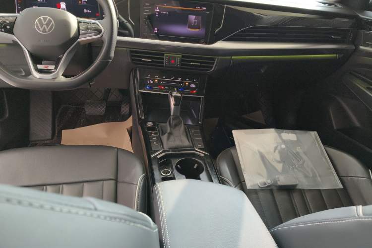 Used Volkswagen Passat 2023 330TSI Starry Elite Edition