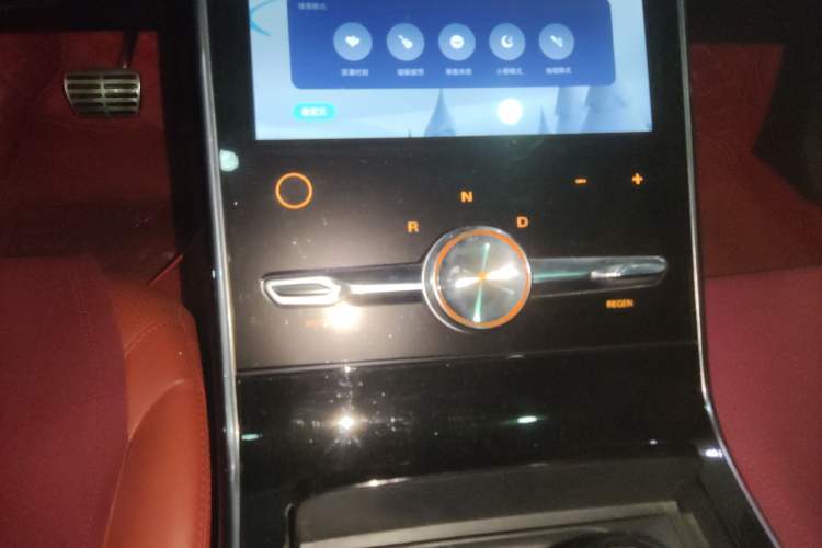 Used  MARVEL R 2021 Rear-Drive Standard Edition