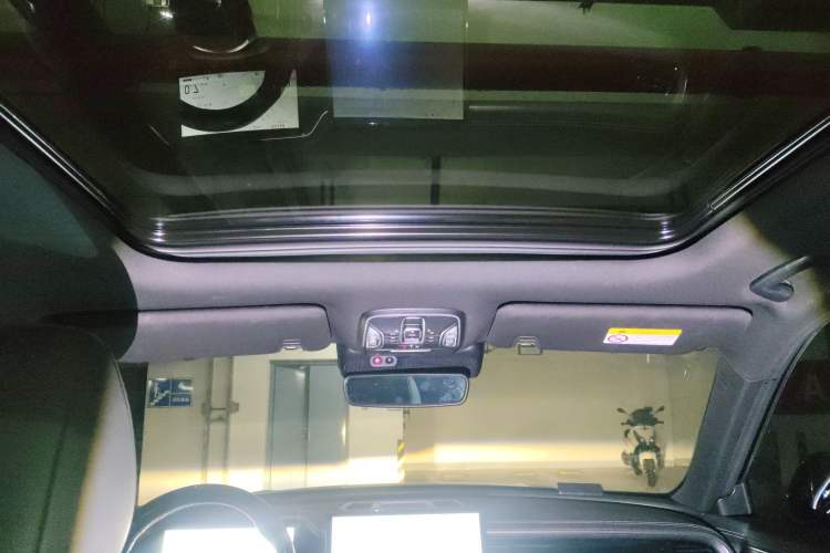 Used GAC Trumpchi GS8 2022 Linghang Series 2.0 TGDI Two-Wheel-Drive Luxury Smart Connectivity Version (7 Seats)