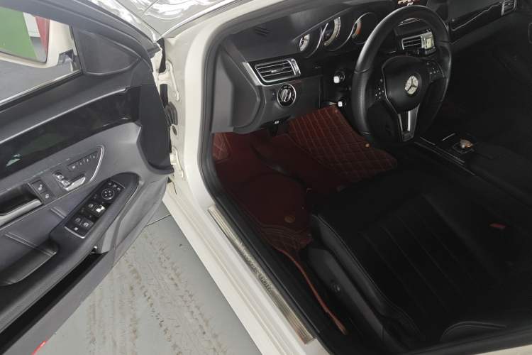 Used Mercedes-Benz E-Class 2014 E 300 L Sport Edition
