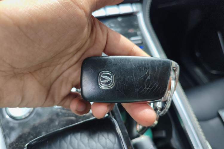 Used Changan CS85 COUPE 2019 1.5T DCT Luxury Version China VI Standard