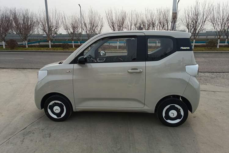 Used Wuling Hongguang MINIEV 2024 3rd Generation 215km Youth Edition