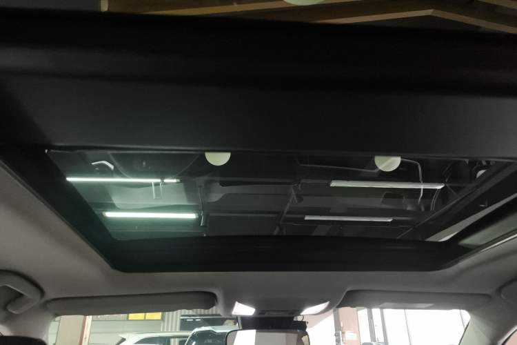 Used Toyota RAV4 2023 2.0L CVT Two-Wheel Drive Fashion Plus Edition