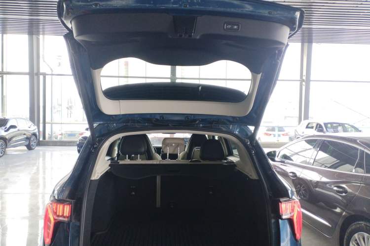 Used Lynk & Co 01 2019 2.0T Two-Wheel Drive Zhaopu Version China VI Standard