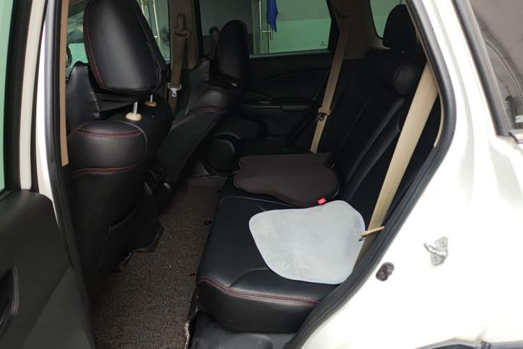 Used Honda CR-V 2016 2.0L Two-Wheel Drive Classic Edition