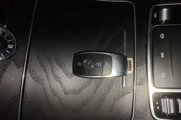 Used Mercedes-Benz C-Class (Import) 2020 Facelifted C 260 Estate
