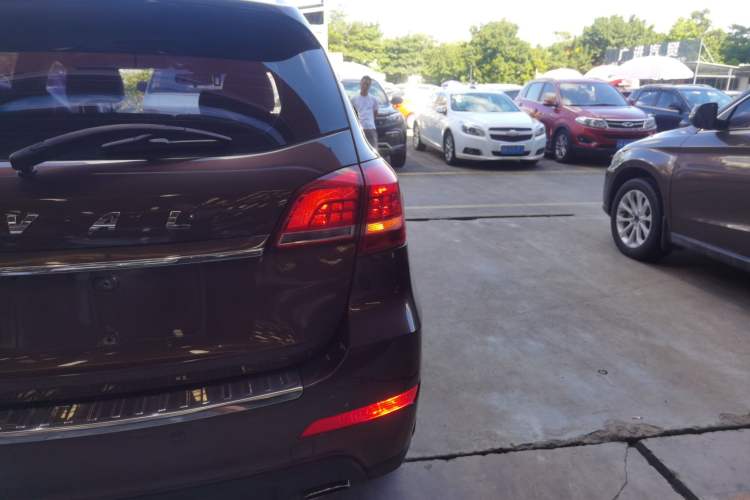 Used Haval H2 2016 Red-Label 1.5T Automatic Two-Wheel Drive Luxury Model
