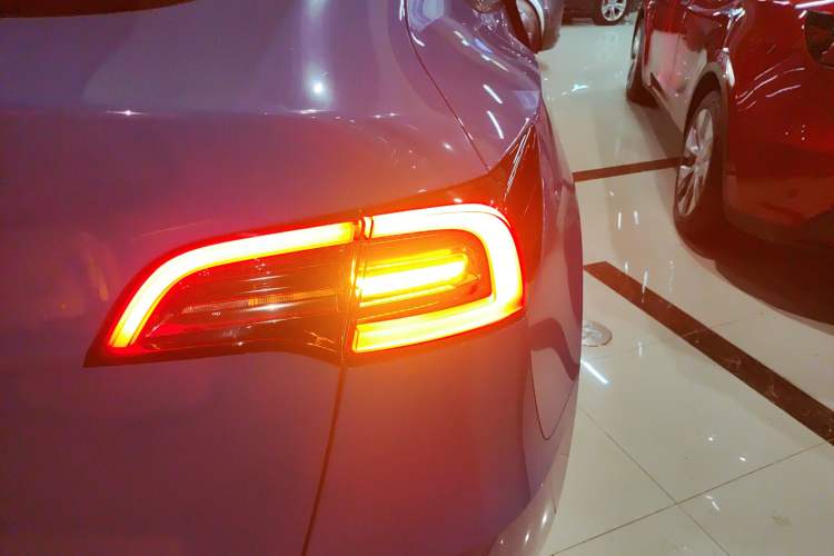 Used Tesla Model Y 2024 Long-Range All-Wheel-Drive Version
