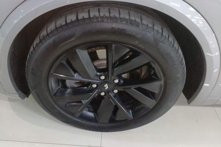 Used Li Auto L8 2023 Pro Model
