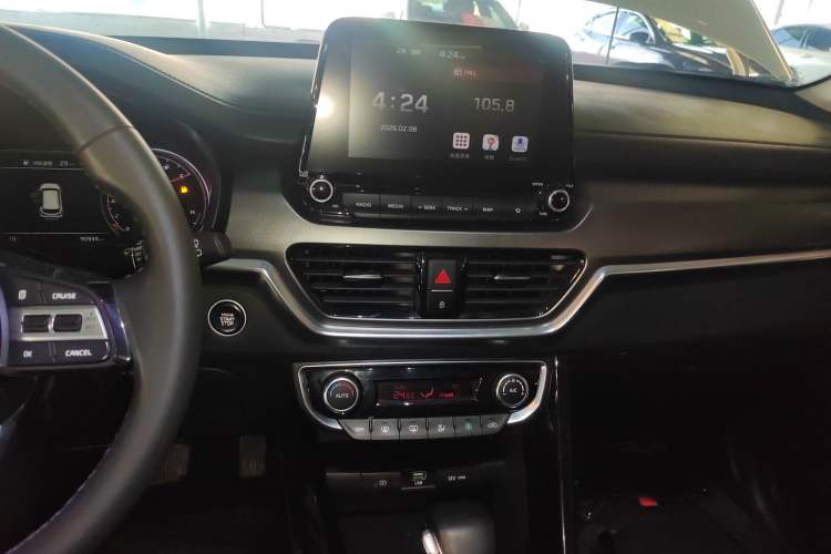 Used Kia Sportage R 2018 2.0L Automatic Smart Luxury Version China V Standard