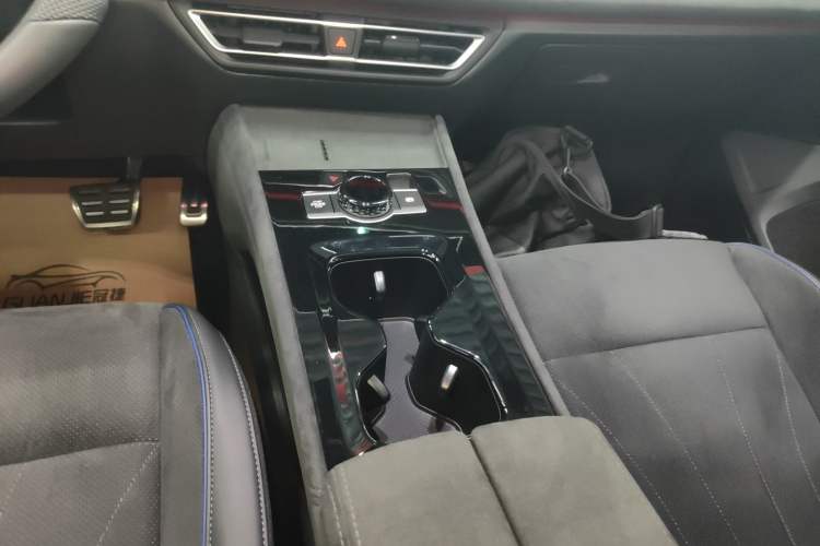 Used Volkswagen Tiguan L 2024 PRO 380TSI Four-Wheel Drive R-Line Prestige Edition
