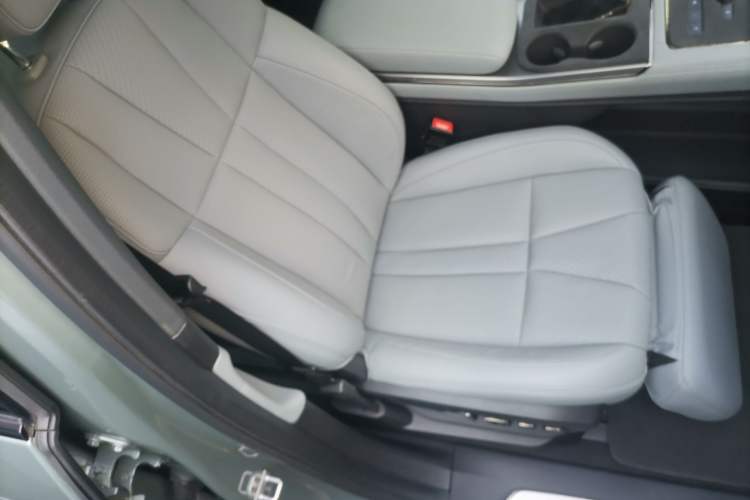 Used Nio ES8 2020 450 km Signature Edition 7-Seater Version
