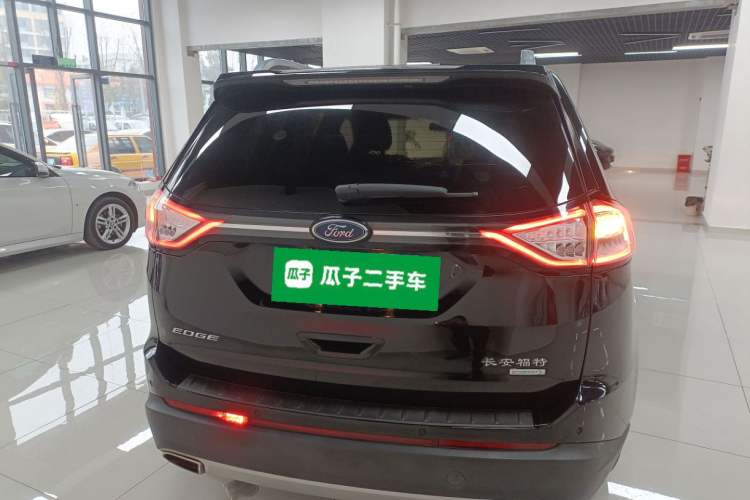 Used Ford Edge 2016 EcoBoost 245 Two-Wheel-Drive Titanium 5-Seater