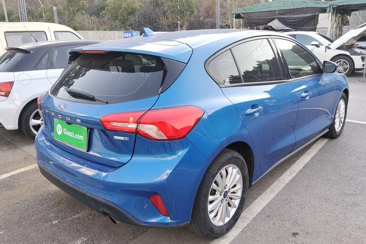 Used Ford Focus 2019 Hatchback EcoBoost 180 Automatic Trendy Model
