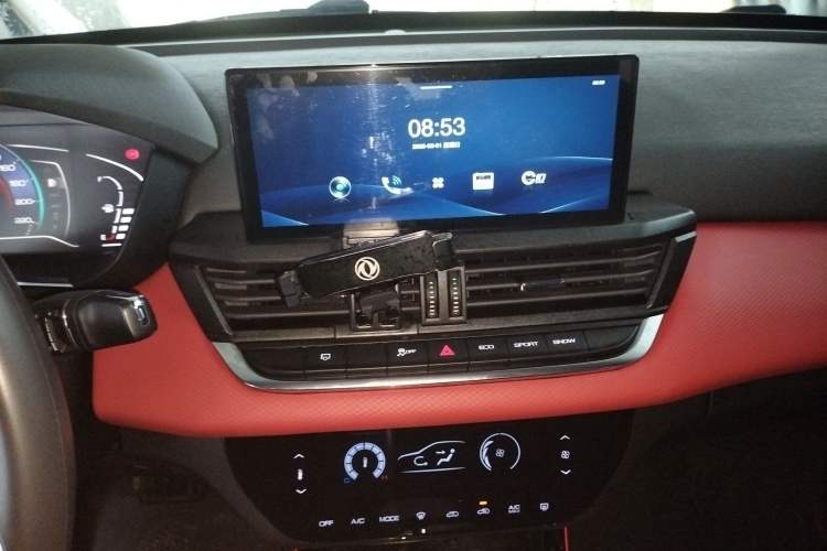 Used Dongfeng Aeolus Yixuan 2022 230T Automatic Adaptive-Beam Knight Edition