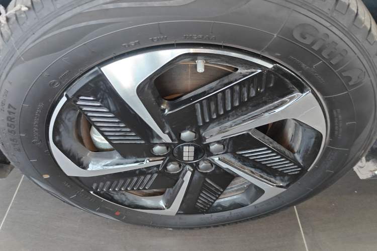 Used  L6 2025 EM-i 140km Explorer+ Edition
