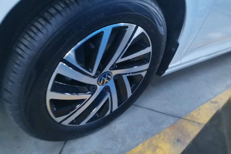 Used Volkswagen Lavida 2024 1.5L Automatic 5 Million Edition
