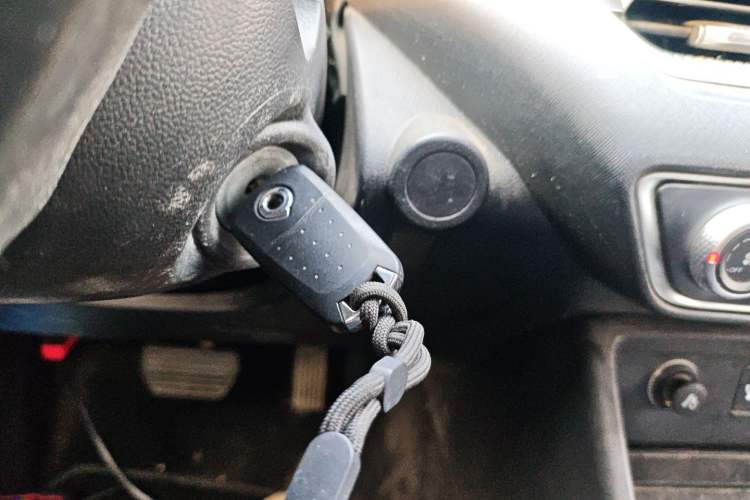 Used Great Wall King Kong Poer 2023 2.0T Automatic Diesel Two-Wheel-Drive Elite Version Flatbed GW4D20M