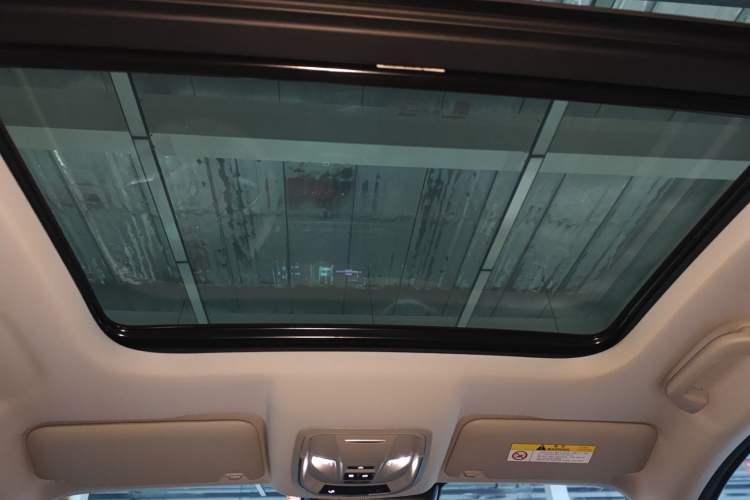 Used ORA Good Cat 2023 401 km Standard Range Prestige Version Lithium Iron Phosphate