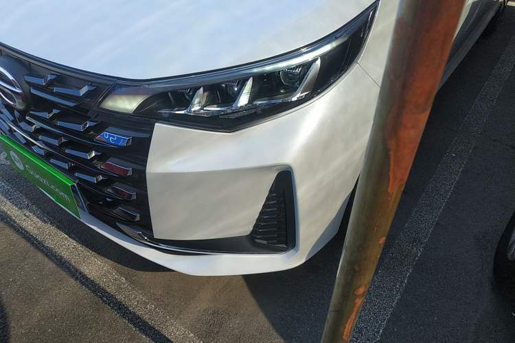 Used GAC Trumpchi M6 2023 PRO 270T DCT Luxury Edition
