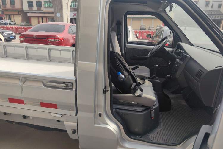 Used Wuling Rongguang Small Truck 2023 1.5L Single-Row LAR
