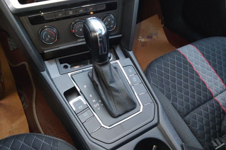 Used Volkswagen Lamando 2019 230TSI DSG Vision Edition China VI Standard