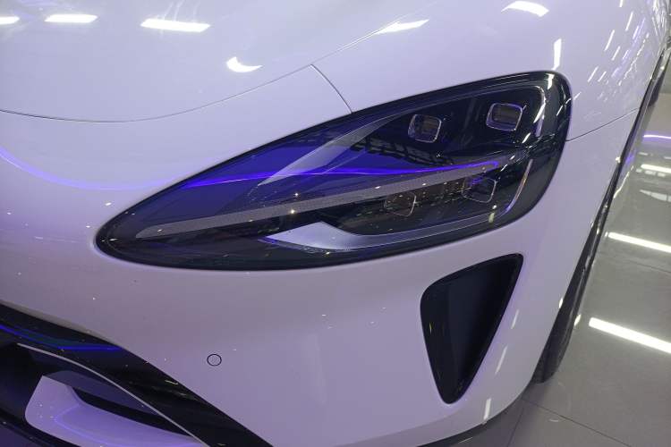 Used  SU7 2024 Rear-Drive Ultra-Long Range Advanced Pro-Level Intelligent Driving Version