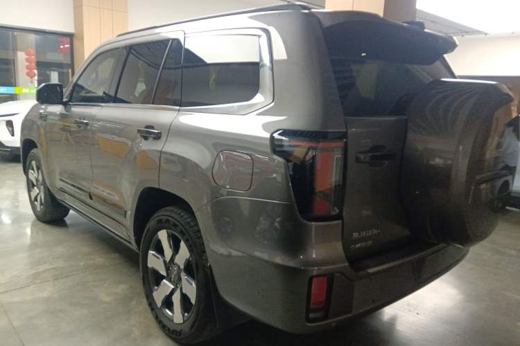 Used  BJ60 Leiting 2024 Magic Electric Drive Advanced Version 7 Seats
