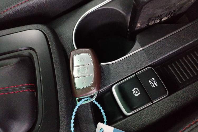 Used Hyundai Elantra 2019 1.4T Dual-Clutch Xuan Dong · Dynamic Model
