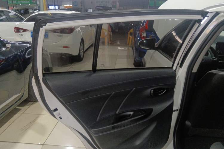 Used Toyota YARiS L 2021 X-Trail 1.5L CVT Leading Edition
