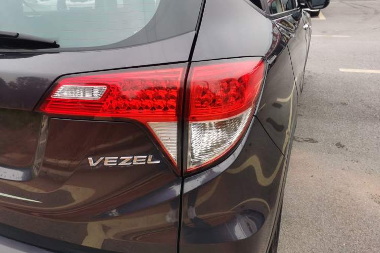 Used Honda Vezel 2020 1.5L CVT Pioneer Edition
