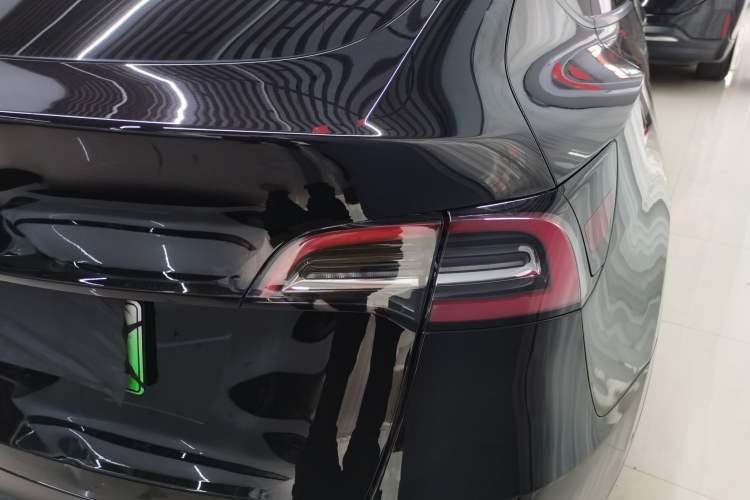 Used Tesla Model Y 2022 Rear-Wheel-Drive Version