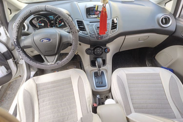 Used Ford Fiesta 2013 Sedan 1.5L Automatic Fashion Edition
